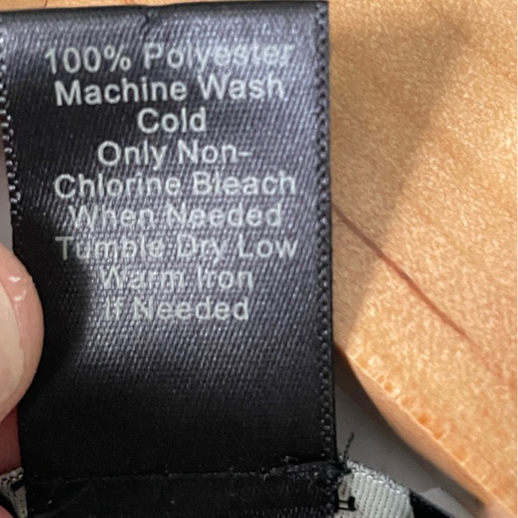 Ann Taylor top white w/black micro floral all over print Size Small, soft poly - Picture 10 of 10